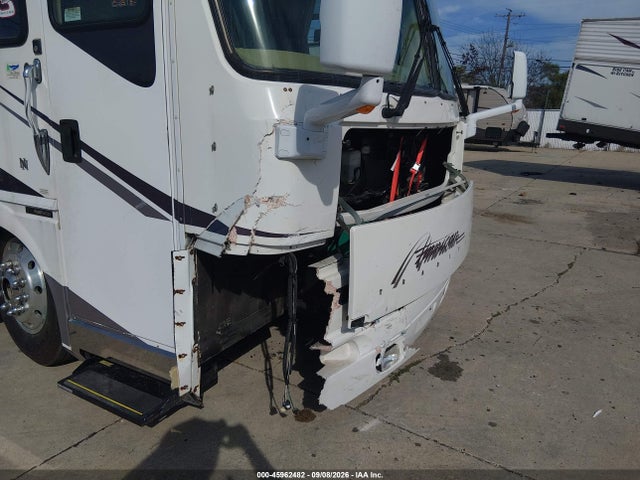 45962482 :رقم المزاد ، 4VZBN2292YC035858 vin ، 2000 Spartan Motors Motorhome 4vz مزاد بيع