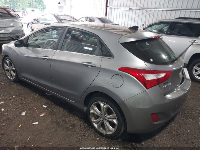 2013 Hyundai Elantra Gt მანქანა იყიდება აუქციონზე, vin: KMHD35LE7DU122975, აუქციონის ნომერი: 45962489