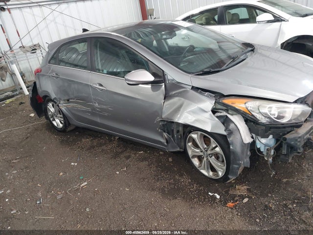 2013 Hyundai Elantra Gt მანქანა იყიდება აუქციონზე, vin: KMHD35LE7DU122975, აუქციონის ნომერი: 45962489