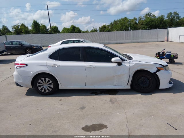 4T1B11HK6JU076197 Toyota CAMRY L