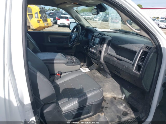 Продаж на аукціоні авто 2016 Ram 1500 Tradesman, vin: 3C6JR7DG2GG326261, номер лоту: 45962531