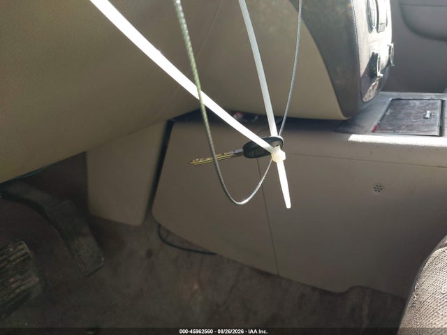 Продажа на аукционе авто 2010 Chevrolet Suburban 1500 Ltz, vin: 1GNUKKE37AR242590, номер лота: 45962560