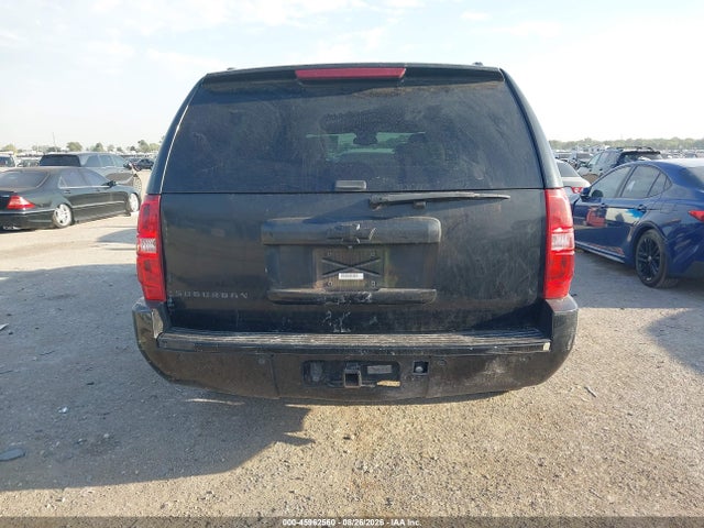 Продажа на аукционе авто 2010 Chevrolet Suburban 1500 Ltz, vin: 1GNUKKE37AR242590, номер лота: 45962560