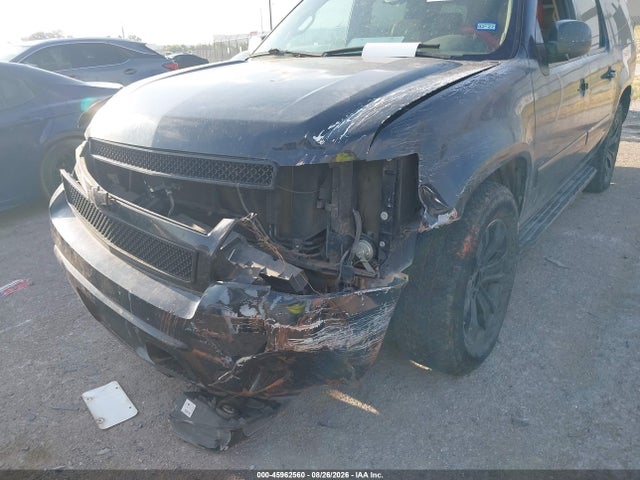 Продажа на аукционе авто 2010 Chevrolet Suburban 1500 Ltz, vin: 1GNUKKE37AR242590, номер лота: 45962560