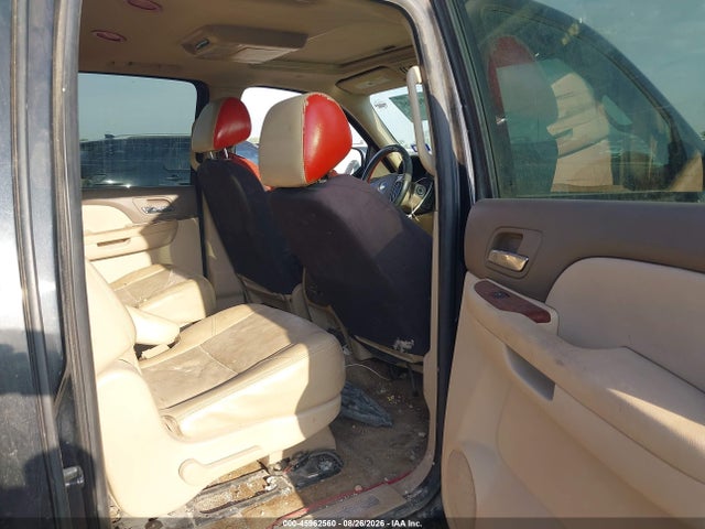 Продажа на аукционе авто 2010 Chevrolet Suburban 1500 Ltz, vin: 1GNUKKE37AR242590, номер лота: 45962560