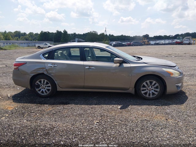 2014 Nissan Altima 2.5 S მანქანა იყიდება აუქციონზე, vin: 1N4AL3AP3EC103563, აუქციონის ნომერი: 45962582