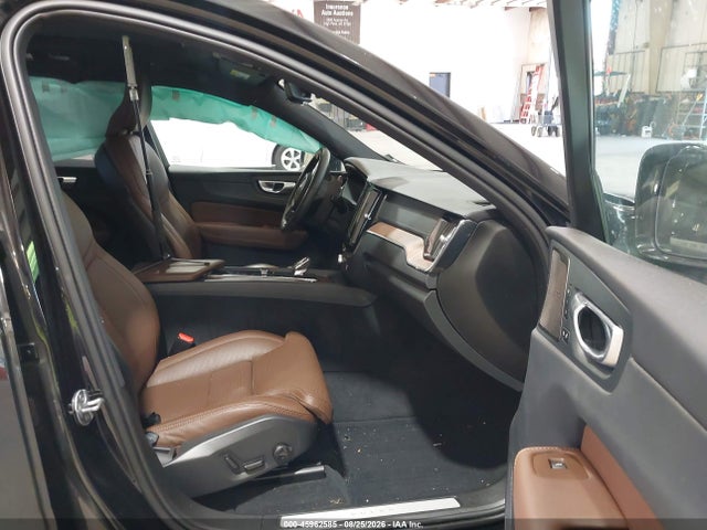Aukcja sprzedaży 2024 Volvo Xc60 B5 Ultimate Dark Theme, vin: YV4L12RM7R1821094, numer aukcji: 45962585