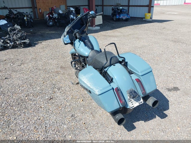 Harley-Davidson FLHX 2024 1HD1KB712RB642082 Image 3