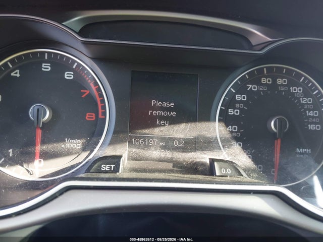 2014 Audi A4 2.0t Premium მანქანა იყიდება აუქციონზე, vin: WAUBFAFL3EN027540, აუქციონის ნომერი: 45962612