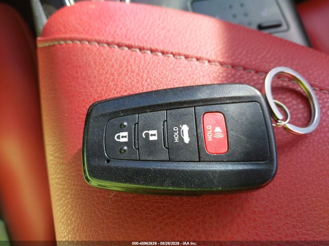 45962626 :رقم المزاد ، 4T1K61BK7NU069758 vin ، 2022 Toyota Camry Xse Awd مزاد بيع