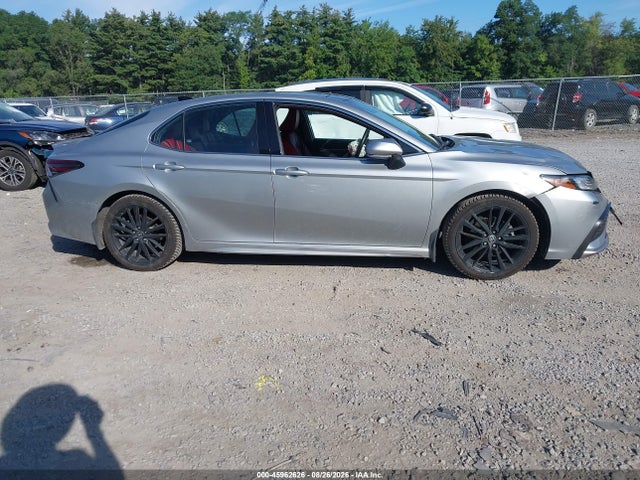 45962626 :رقم المزاد ، 4T1K61BK7NU069758 vin ، 2022 Toyota Camry Xse Awd مزاد بيع