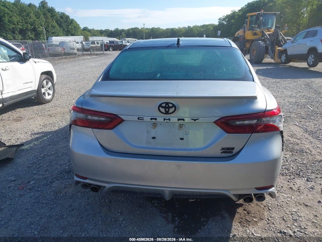 45962626 :رقم المزاد ، 4T1K61BK7NU069758 vin ، 2022 Toyota Camry Xse Awd مزاد بيع