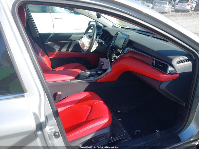 45962626 :رقم المزاد ، 4T1K61BK7NU069758 vin ، 2022 Toyota Camry Xse Awd مزاد بيع