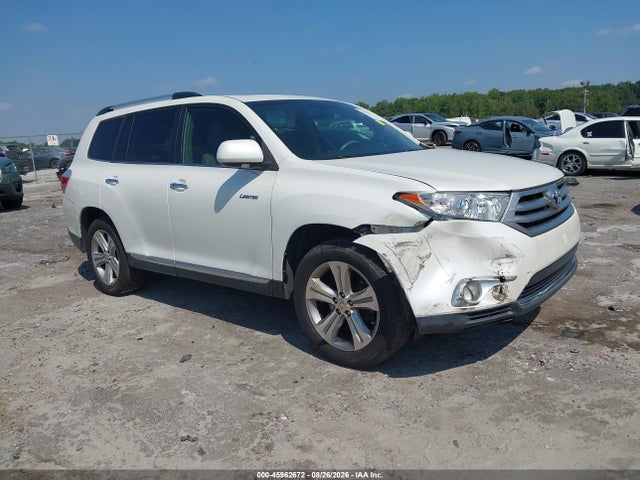 45962672 :رقم المزاد ، 5TDYK3EH0DS105556 vin ، 2013 Toyota Highlander Limited V6 مزاد بيع