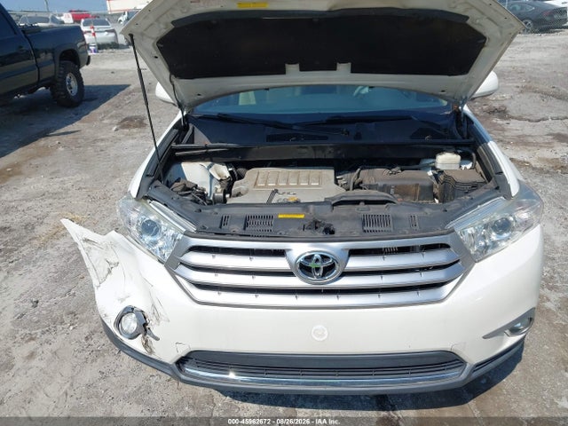 Продажа на аукционе авто 2013 Toyota Highlander Limited V6, vin: 5TDYK3EH0DS105556, номер лота: 45962672