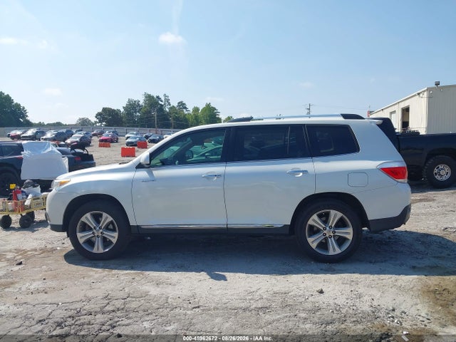 Продажа на аукционе авто 2013 Toyota Highlander Limited V6, vin: 5TDYK3EH0DS105556, номер лота: 45962672