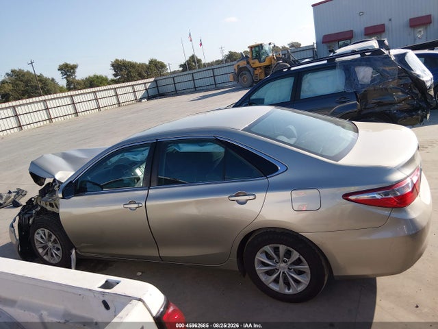 Продаж на аукціоні авто 2015 Toyota Camry Le, vin: 4T4BF1FK0FR489413, номер лоту: 45962685