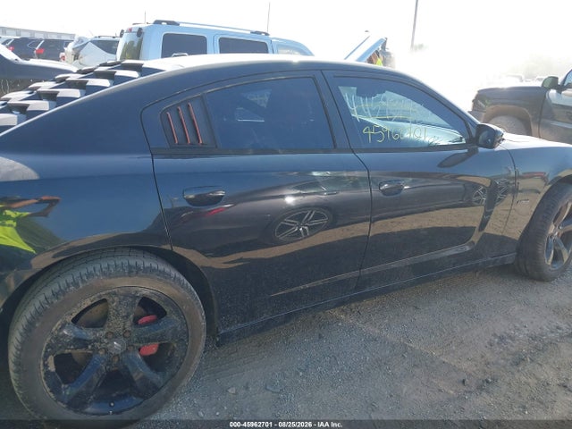 45962701 :رقم المزاد ، 2C3CDXDT0EH114988 vin ، 2014 Dodge Charger R/t Max مزاد بيع