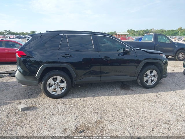 Продаж на аукціоні авто 2021 Toyota Rav4 Xle, vin: 2T3W1RFV8MW145772, номер лоту: 45962715