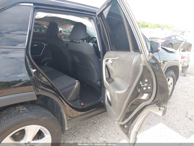 Продаж на аукціоні авто 2021 Toyota Rav4 Xle, vin: 2T3W1RFV8MW145772, номер лоту: 45962715