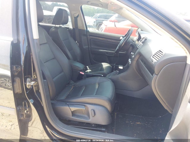 45962726 :رقم المزاد ، 3VWPL7AJ1BM601355 vin ، 2011 Volkswagen Jetta Sportwagen 2.0l Tdi مزاد بيع
