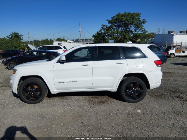 Продажа на аукционе авто 2015 Jeep Grand Cherokee Altitude, vin: 1C4RJFAG8FC698061, номер лота: 45962736