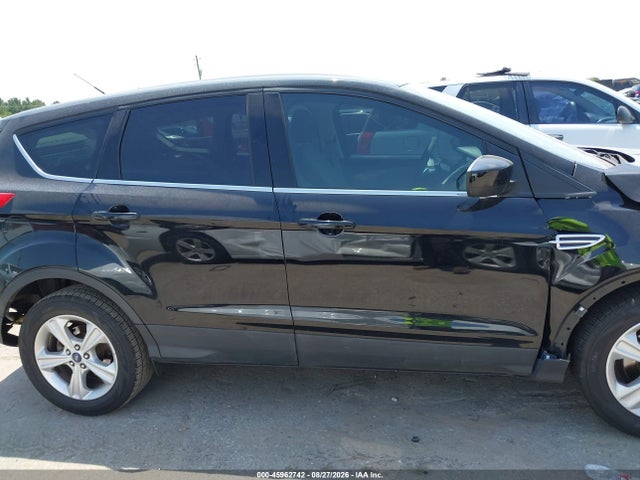 45962742 :رقم المزاد ، 1FMCU0G75GUB71412 vin ، 2016 Ford Escape Se مزاد بيع
