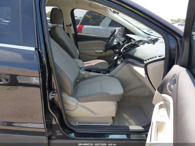 45962742 :رقم المزاد ، 1FMCU0G75GUB71412 vin ، 2016 Ford Escape Se مزاد بيع