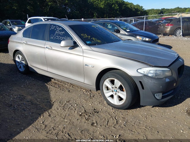 2013 Bmw 528i Xdrive მანქანა იყიდება აუქციონზე, vin: WBAXH5C50DD112711, აუქციონის ნომერი: 45962756