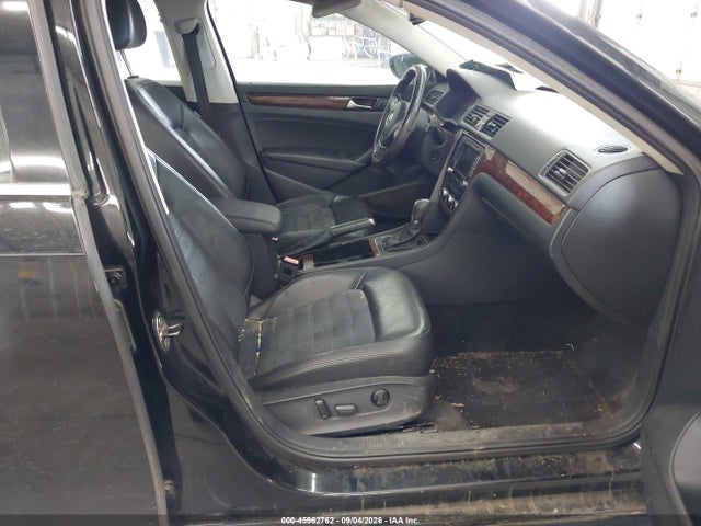 45962762 :رقم المزاد ، 1VWCN7A39CC059872 vin ، 2012 Volkswagen Passat 2.0l Tdi Sel Premium مزاد بيع