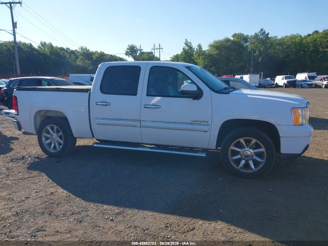 45962783 :رقم المزاد ، 3GTP2XE29BG148027 vin ، 2011 Gmc Sierra 1500 Denali مزاد بيع