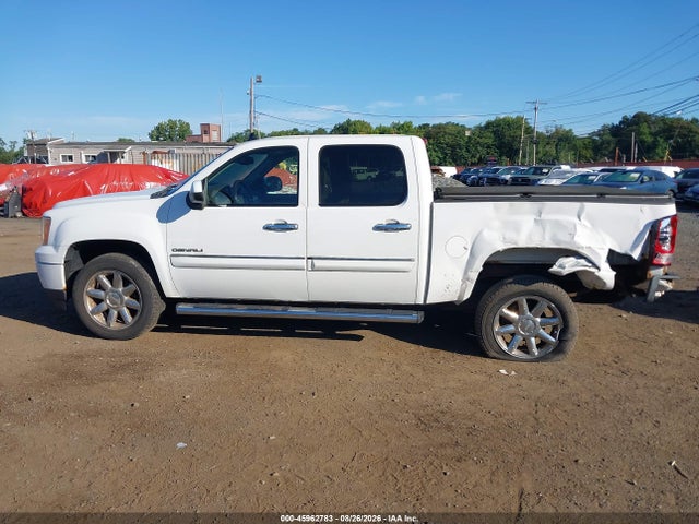 45962783 :رقم المزاد ، 3GTP2XE29BG148027 vin ، 2011 Gmc Sierra 1500 Denali مزاد بيع