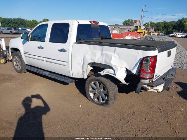 45962783 :رقم المزاد ، 3GTP2XE29BG148027 vin ، 2011 Gmc Sierra 1500 Denali مزاد بيع