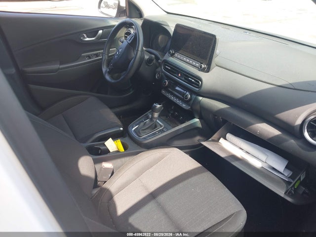 45962822 :رقم المزاد ، KM8K3CAB5PU051641 vin ، 2023 Hyundai Kona Sel مزاد بيع