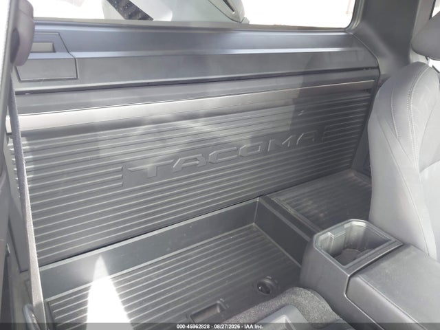 45962828 :رقم المزاد ، 3TYJDAHN2ST036730 vin ، 2025 Toyota Tacoma Sr مزاد بيع
