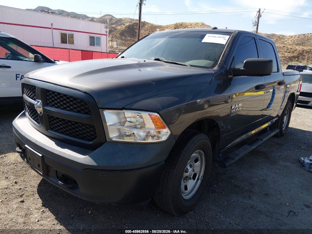 RAM 1500 Classic 2020 3C6RR7KG3LG144214 Image 2