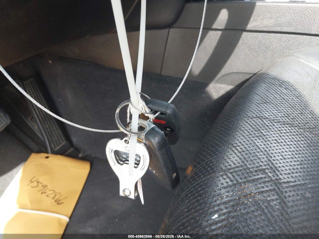 Продажа на аукционе авто 2013 Hyundai Genesis 3.8, vin: KMHGC4DD9DU226199, номер лота: 45962866