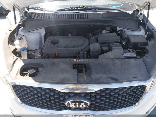 5XYPG4A38HG261103 KIA Sorento 2.4l Lx