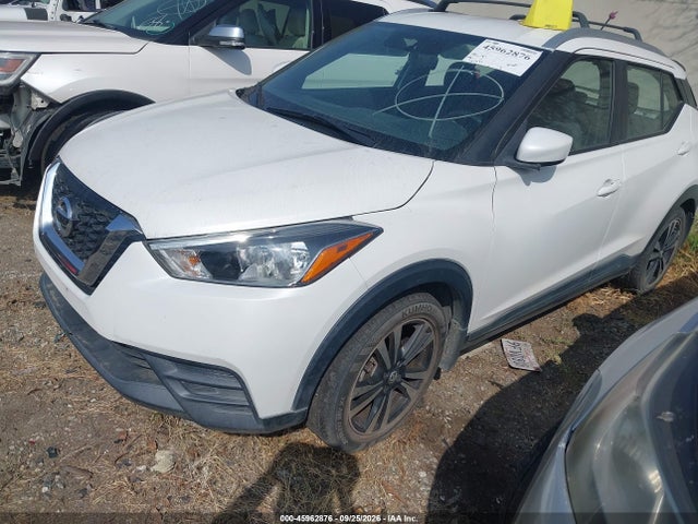 Nissan KICKS SV 2019 3N1CP5CU8KL540449 Image 2