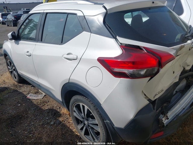 Nissan KICKS SV 2019 3N1CP5CU8KL540449 Image 3