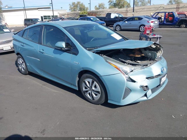 Toyota Prius Three 2016 JTDKARFU3G3502093 main image