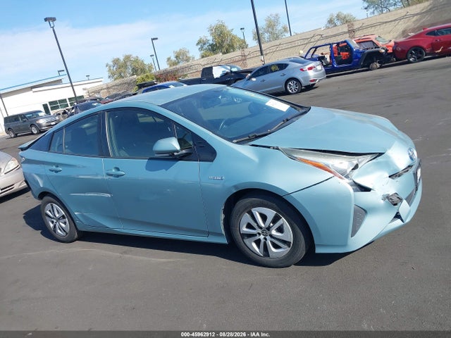 Toyota Prius Three 2016 JTDKARFU3G3502093 Image 13