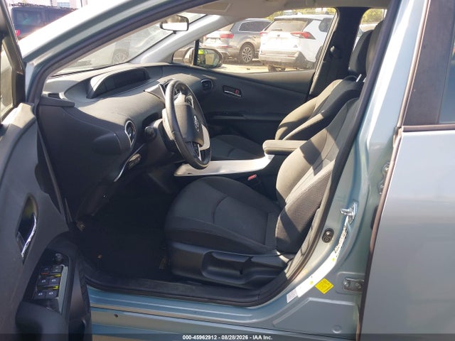 Toyota Prius Three 2016 JTDKARFU3G3502093 Image 5