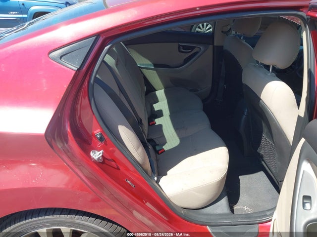 5NPDH4AE0GH774256 Hyundai ELANTRA SE