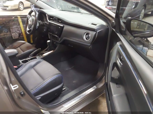 Продажа на аукционе авто 2017 Toyota Corolla Se, vin: 5YFBURHE3HP619100, номер лота: 45962932