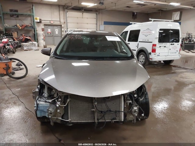 Продажа на аукционе авто 2017 Toyota Corolla Se, vin: 5YFBURHE3HP619100, номер лота: 45962932