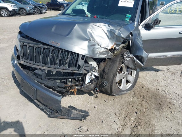 45962937 :رقم المزاد ، 1J4RR4GT0BC608584 vin ، 2011 Jeep Grand Cherokee Laredo مزاد بيع