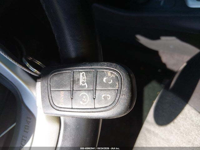 45962941 :رقم المزاد ، 1C4PJMCB3EW190882 vin ، 2014 Jeep Cherokee Latitude مزاد بيع