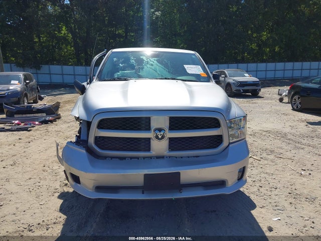 Продажа на аукционе авто 2018 Ram 1500 Express  4x4 6'4 Box, vin: 1C6RR7FG0JS246716, номер лота: 45962956