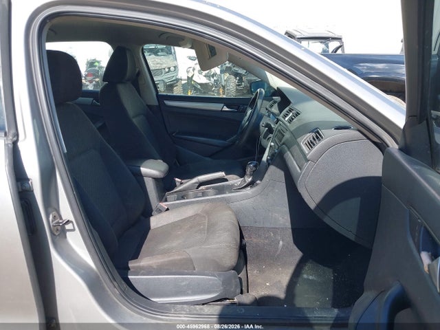 Продаж на аукціоні авто 2014 Volkswagen Passat 2.5l S, vin: 1VWAP7A37EC011632, номер лоту: 45962968